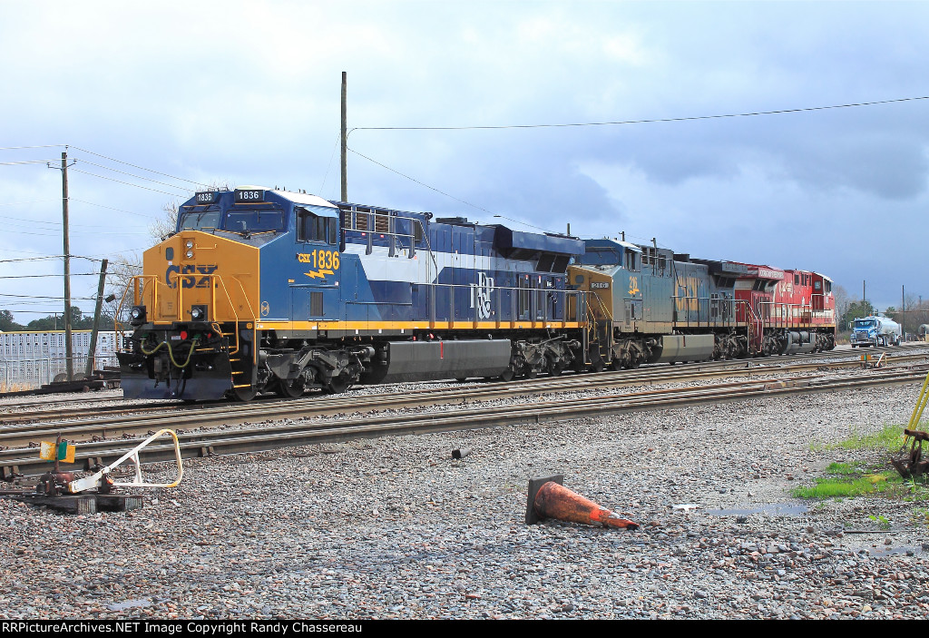 CSXT 1836 M690-05